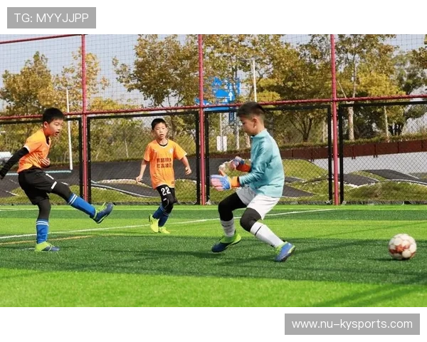 以足球为载体的体育+旅游新模式受到青睐，足球体育运动